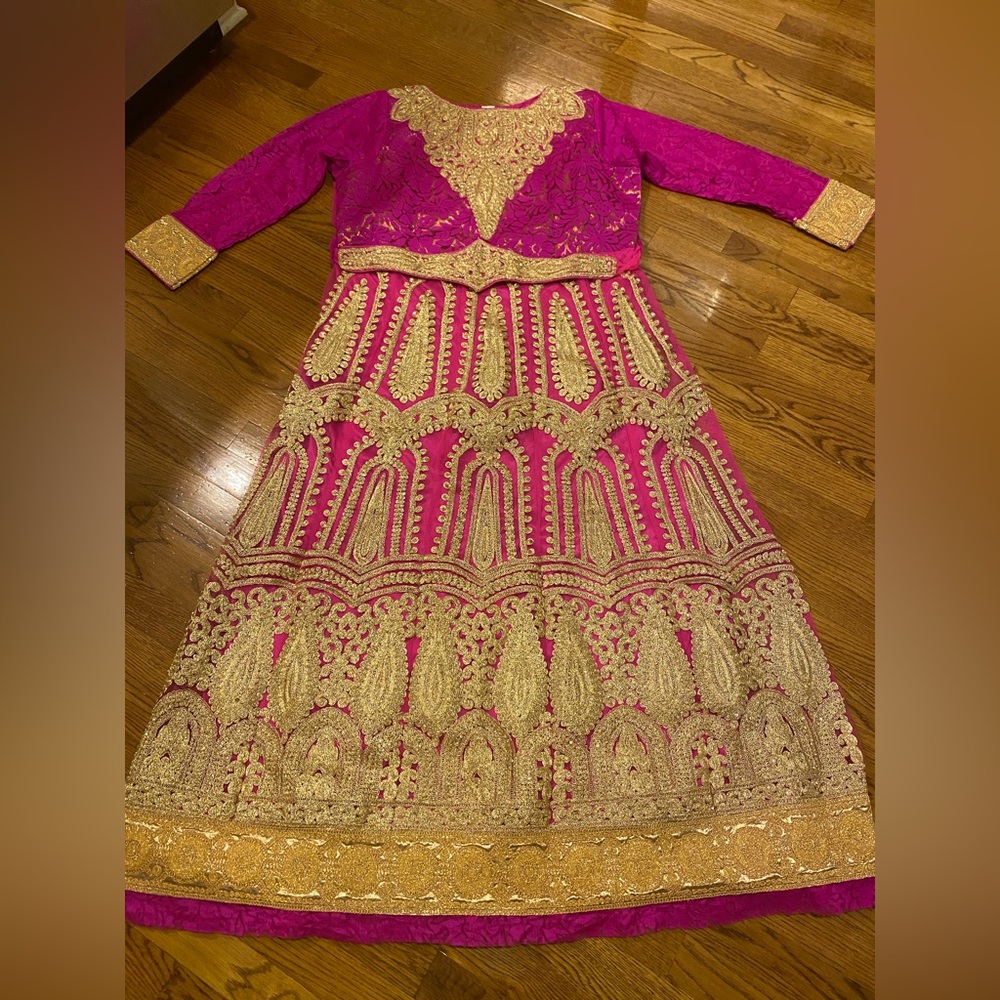 Beautiful Indian/Moroccan/Middle Eastern Thobes!!
